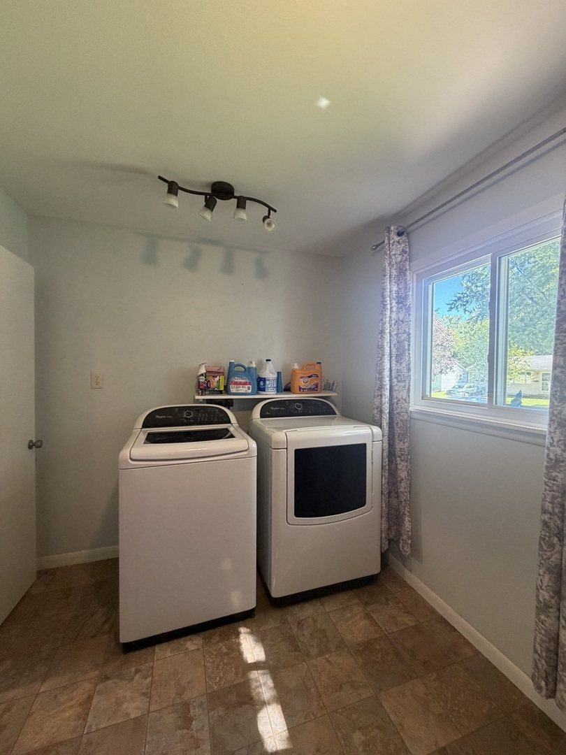 1427 Mark Drive Property Photo 10