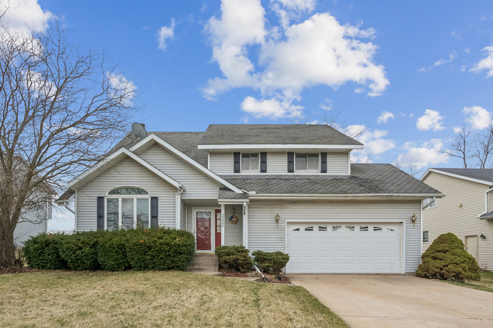 3222 Tower Court Property Photo 1