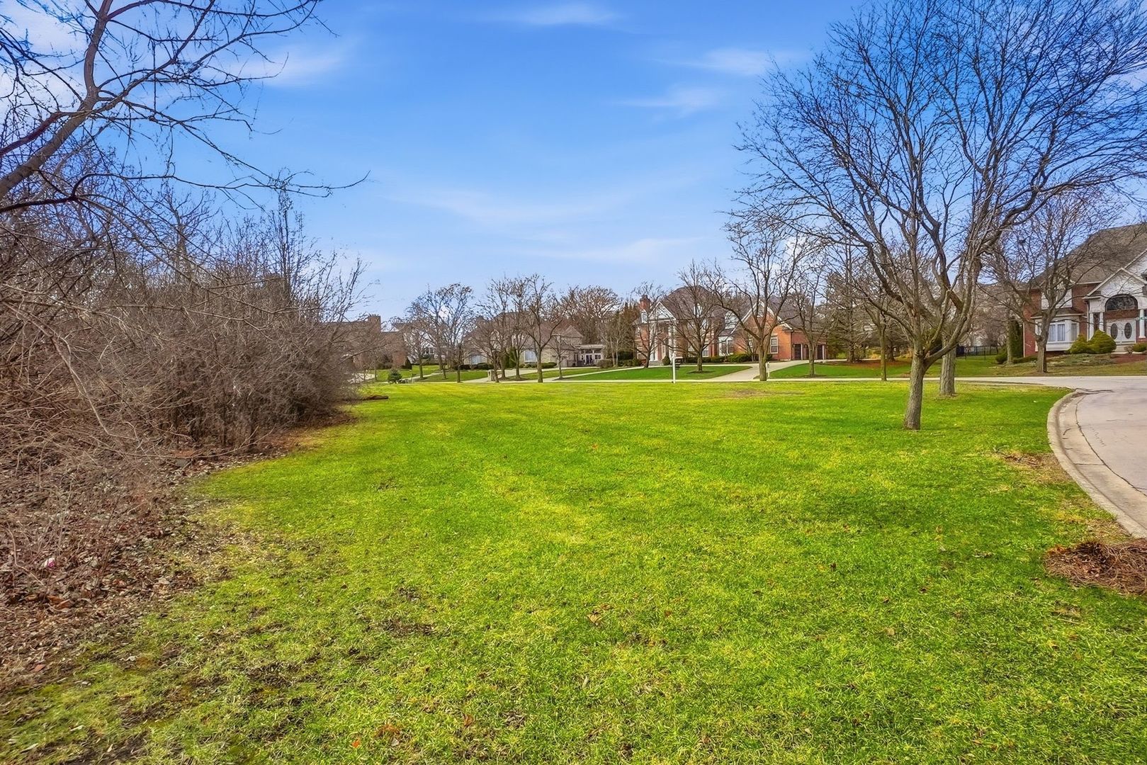9045 Turnberry Drive Property Photo 1