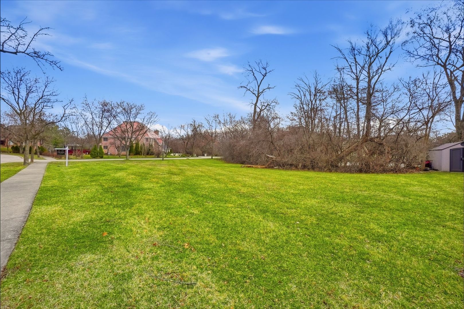 9045 Turnberry Drive Property Photo 3