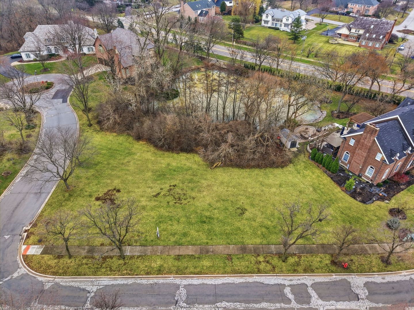 9045 Turnberry Drive Property Photo 13