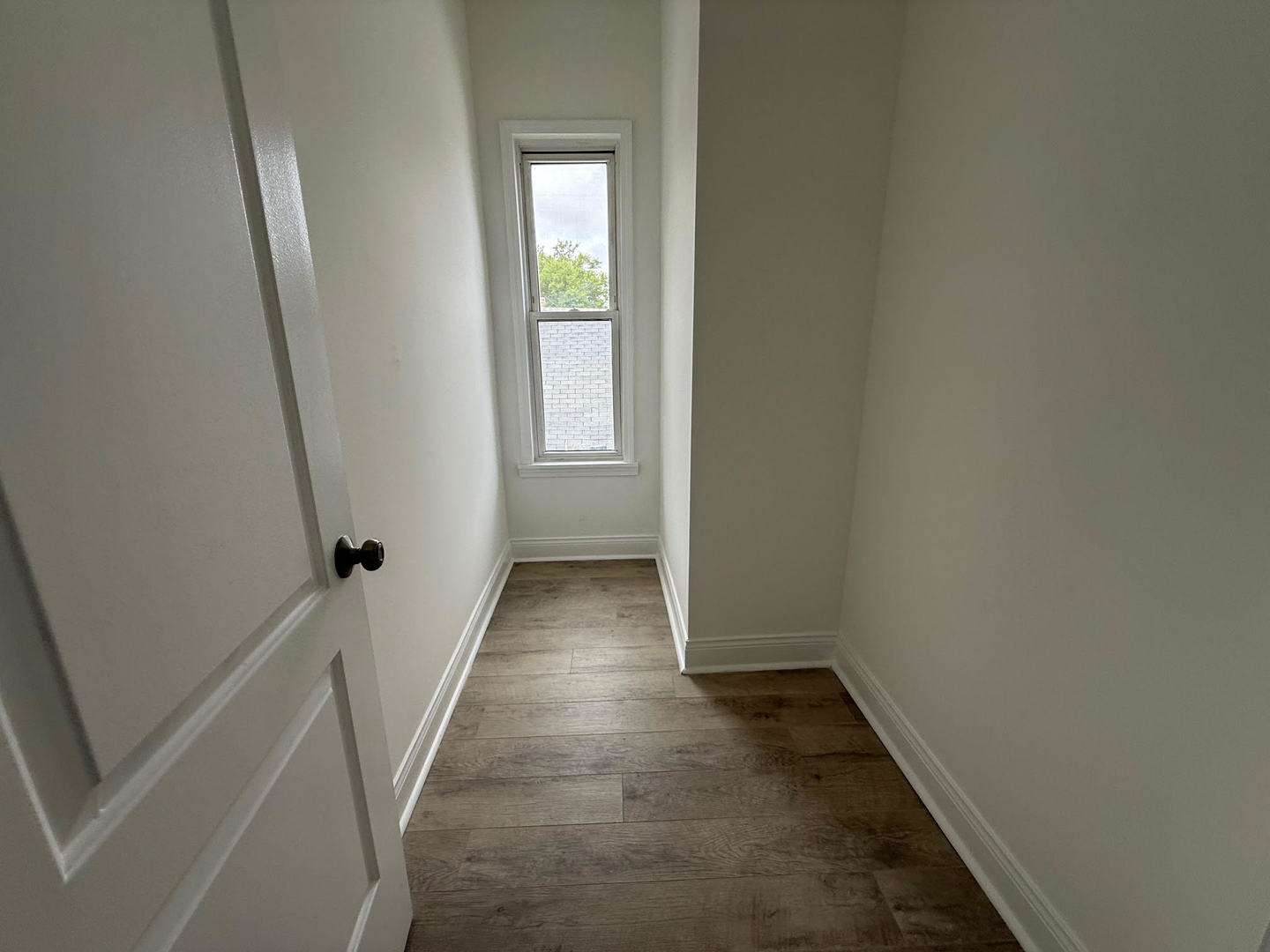 7436 S Langley Avenue Property Photo 12