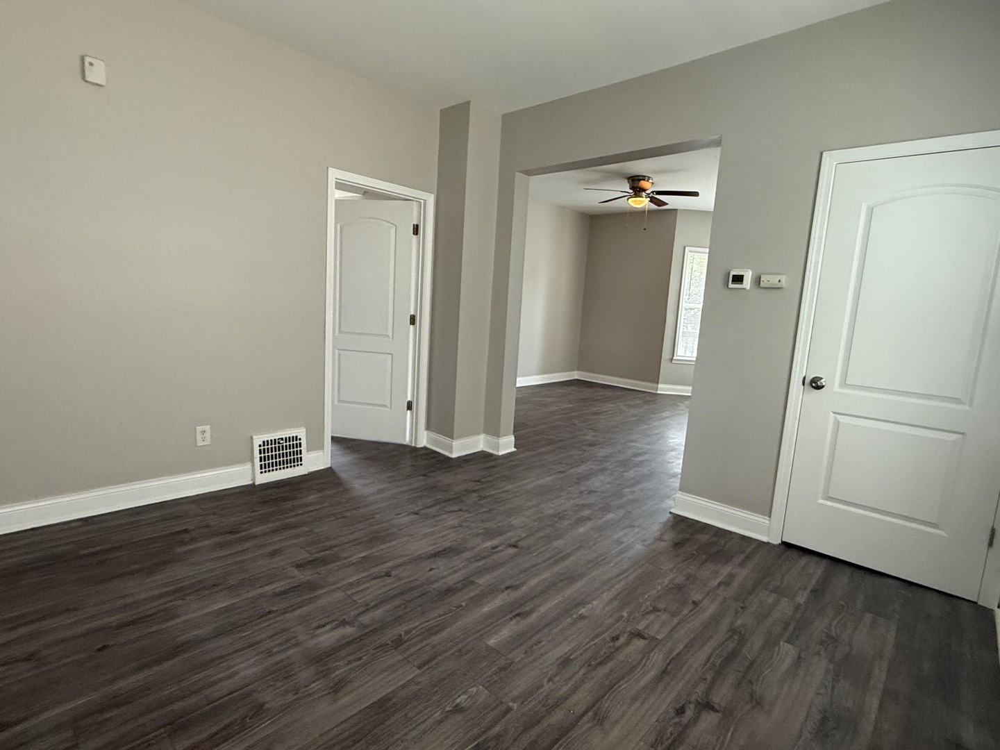 7436 S Langley Avenue Property Photo 21