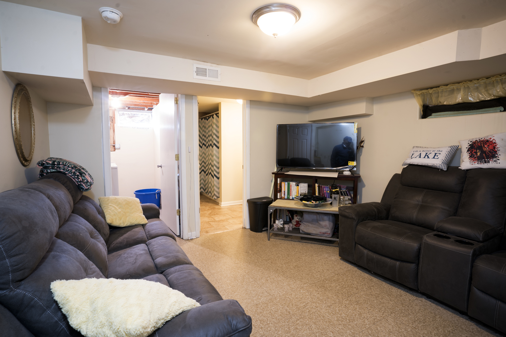 3009 Longfellow Avenue Property Photo 7