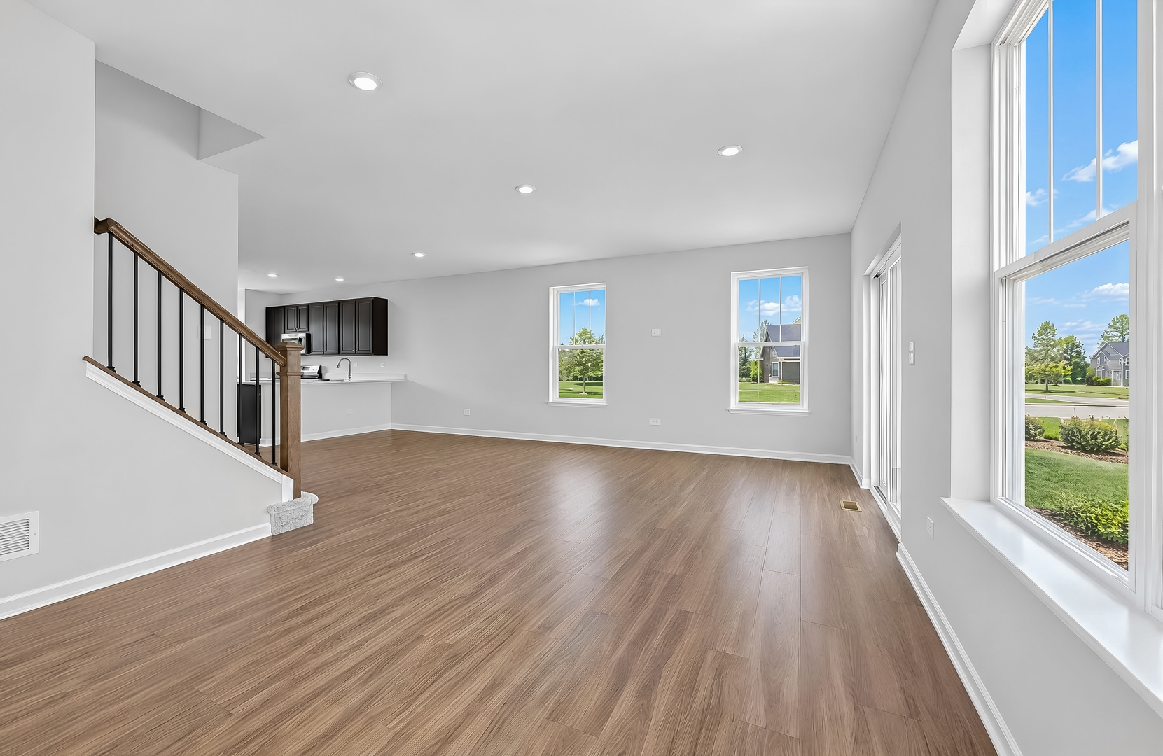 25649 W Wakefield Drive Property Photo 11