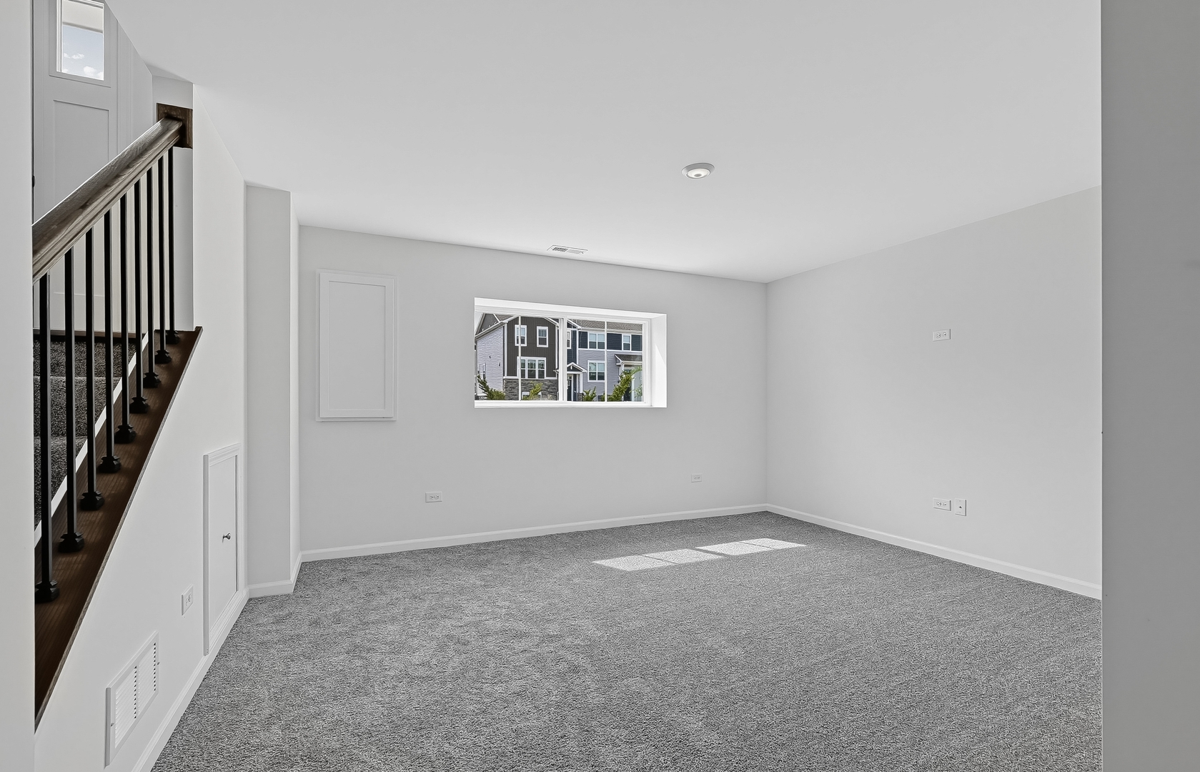 25649 W Wakefield Drive Property Photo 15