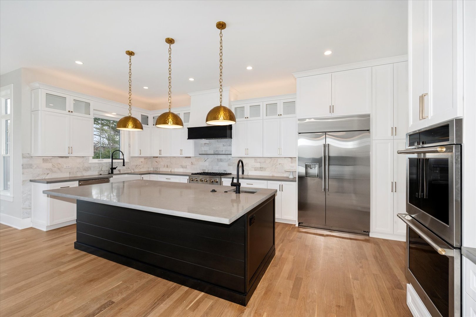 964 S Hillside Avenue Property Photo 10