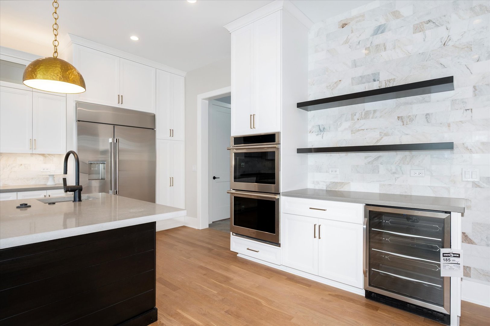 964 S Hillside Avenue Property Photo 14