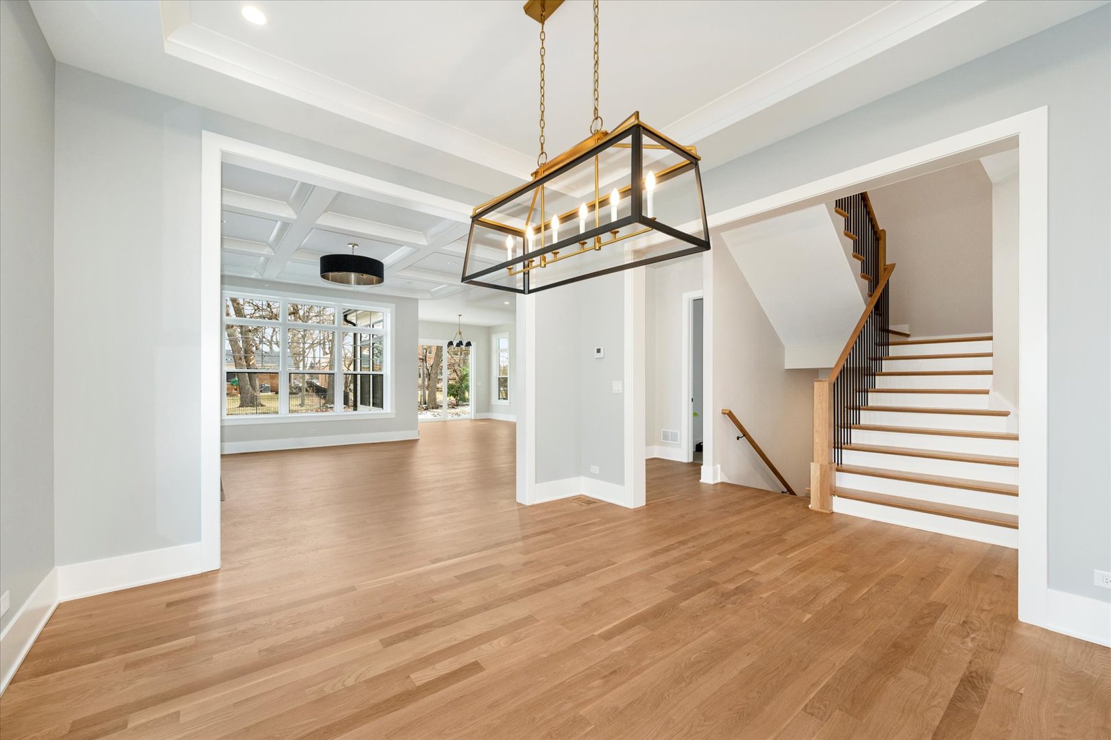 964 S Hillside Avenue Property Photo 32