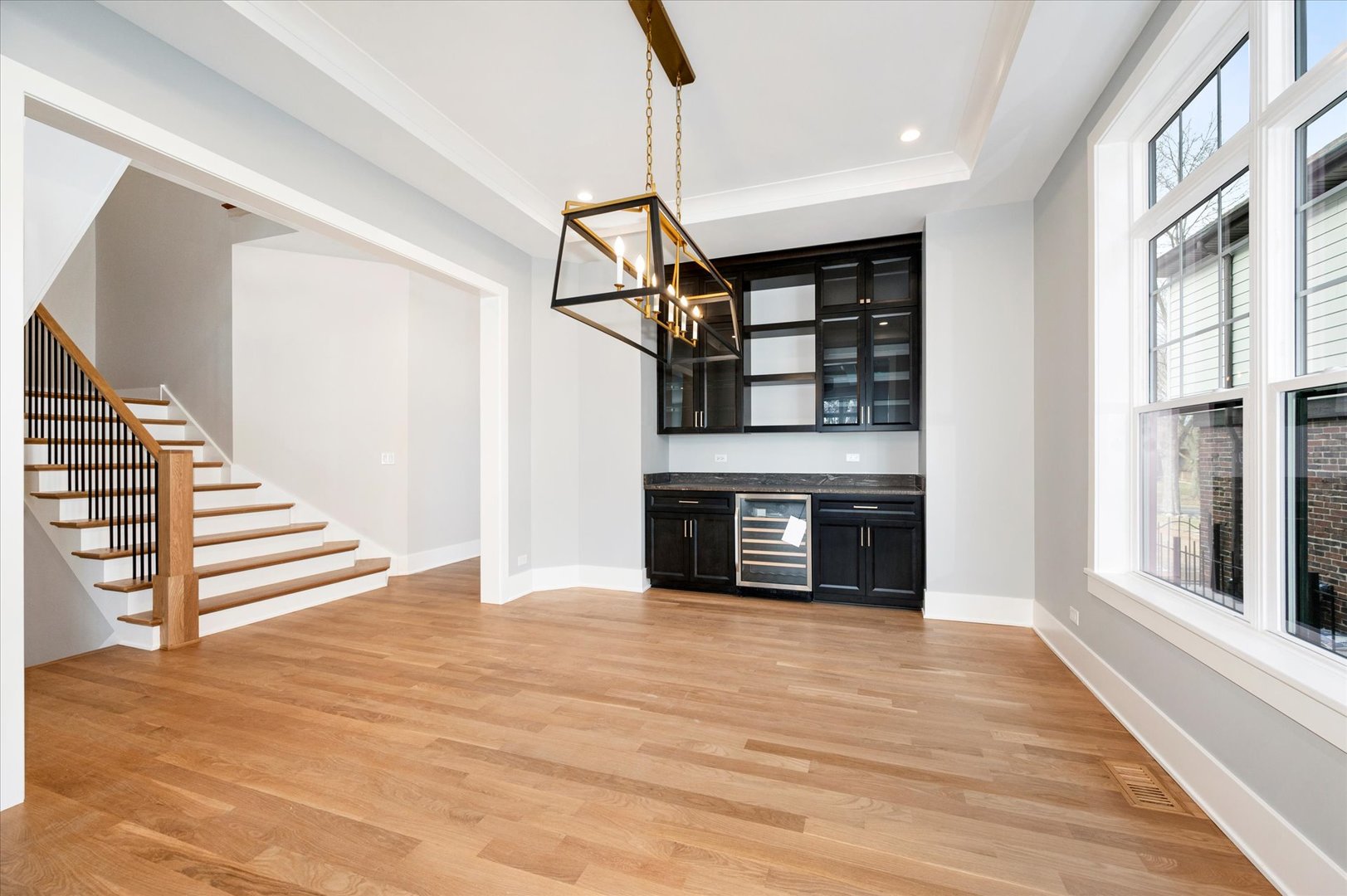 964 S Hillside Avenue Property Photo 34