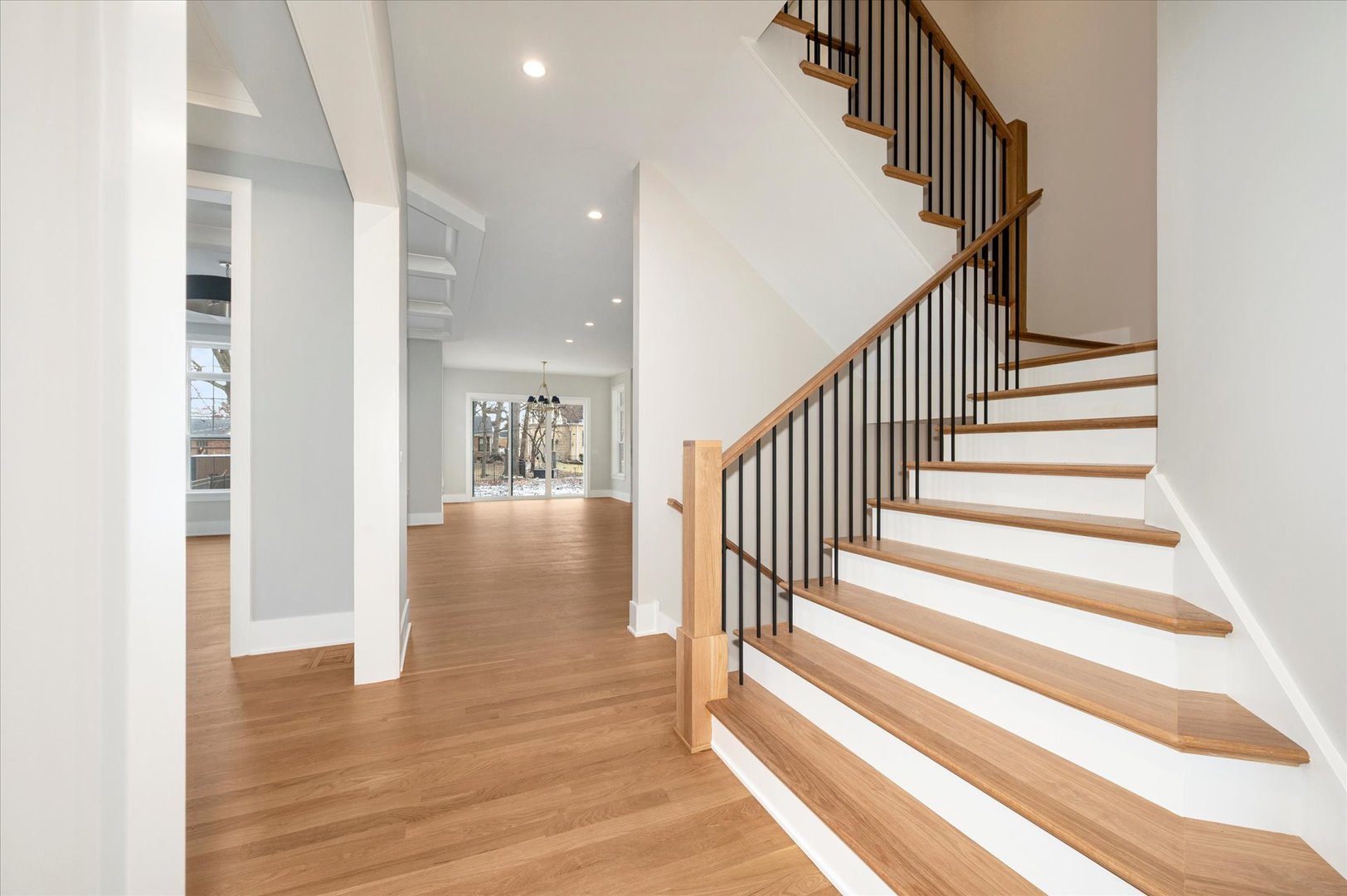 964 S Hillside Avenue Property Photo 35