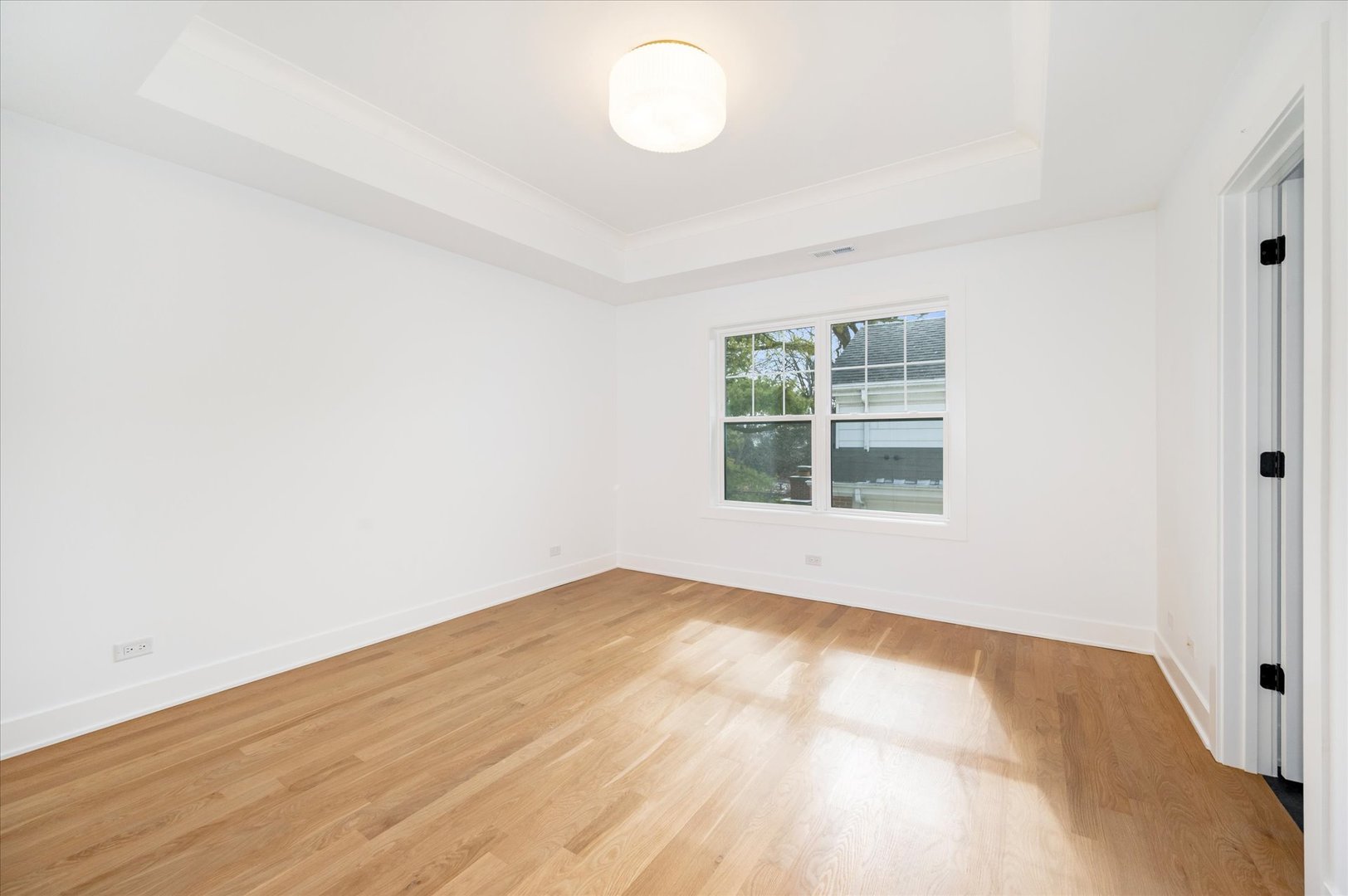 964 S Hillside Avenue Property Photo 52
