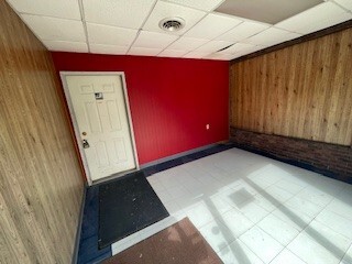 1600 N Main Street Property Photo 2