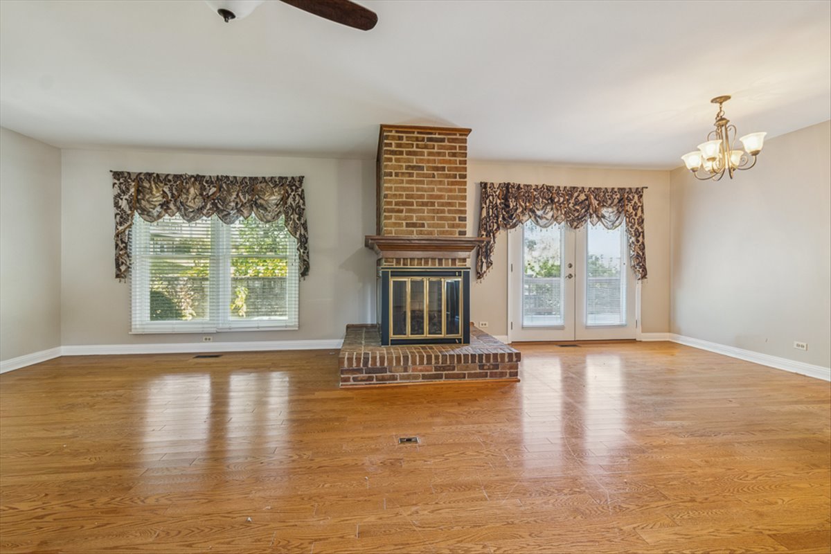417 River Bluff Circle Property Photo 3