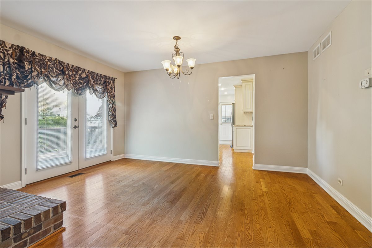 417 River Bluff Circle Property Photo 4