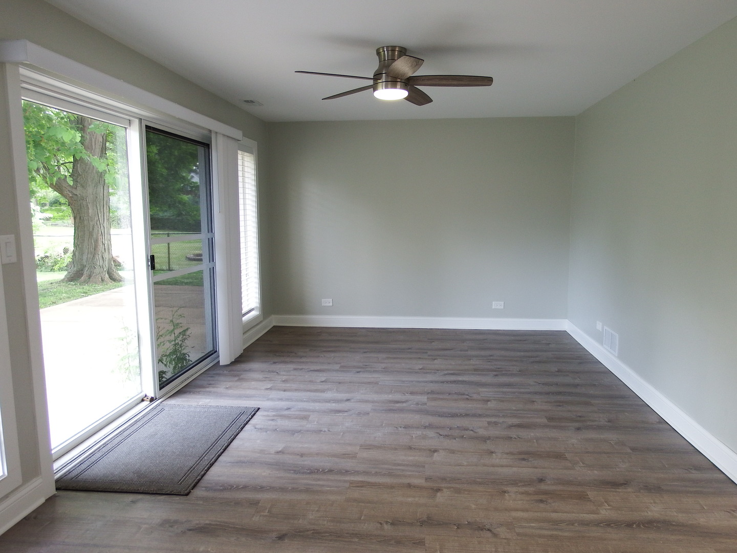 1109 W Weathersfield Way Property Photo 19