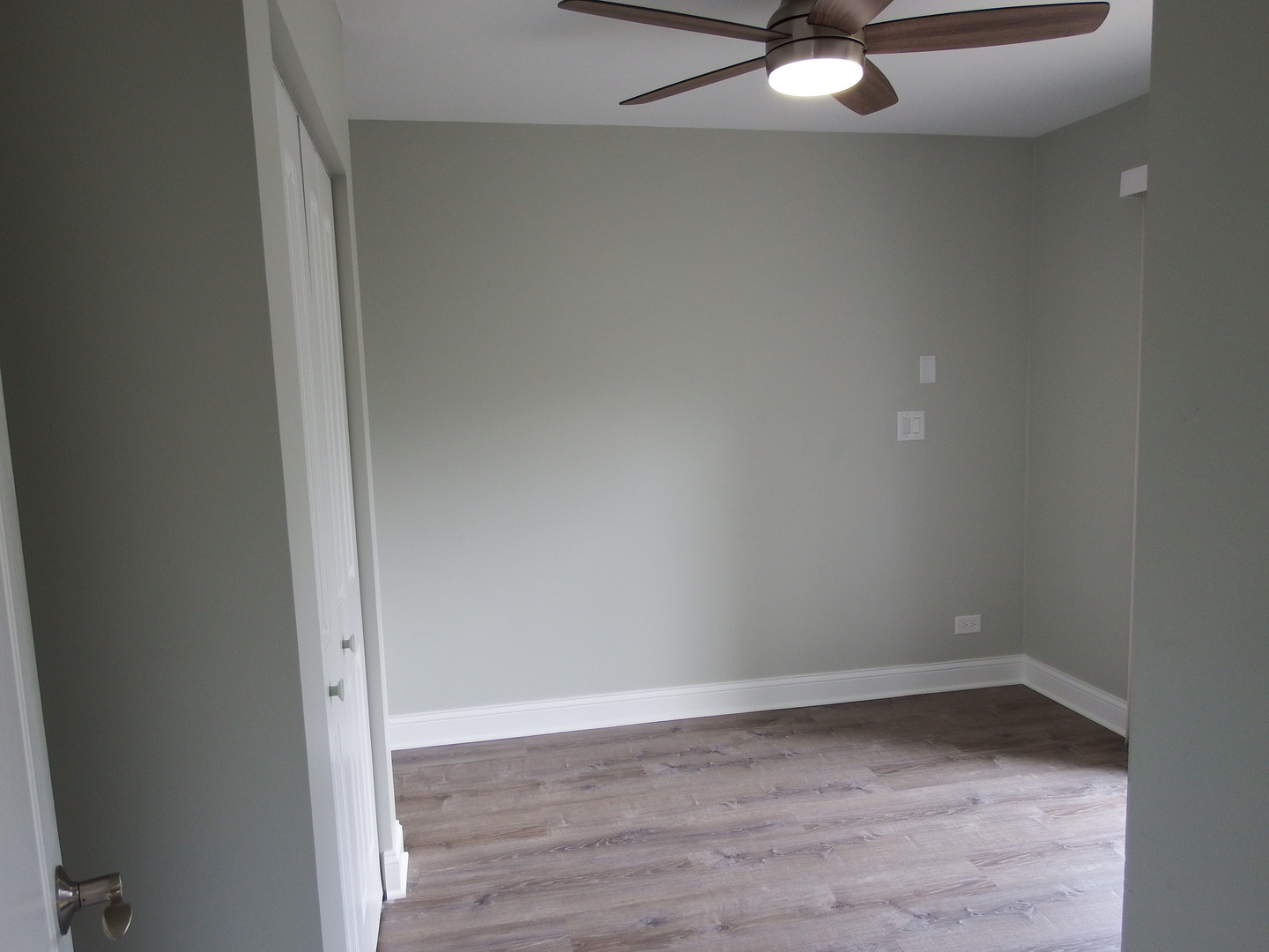 1109 W Weathersfield Way Property Photo 27