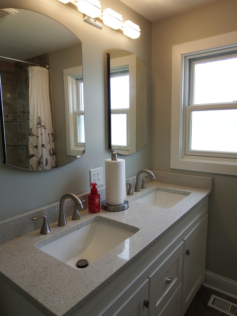1109 W Weathersfield Way Property Photo 34