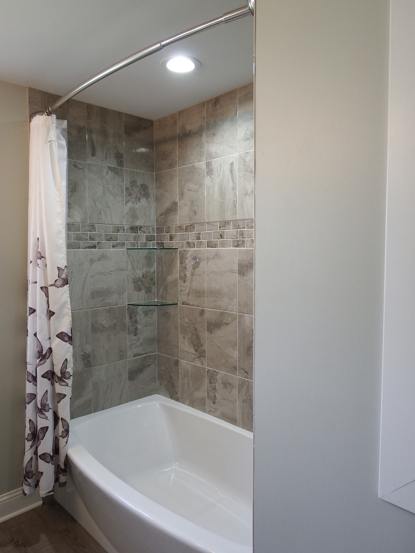 1109 W Weathersfield Way Property Photo 35