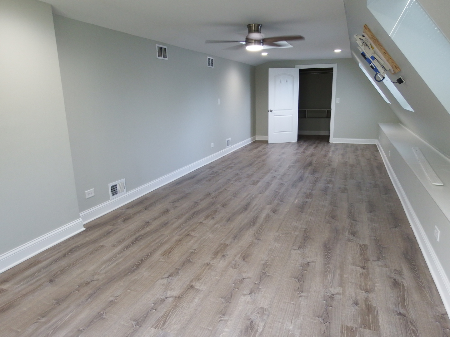 1109 W Weathersfield Way Property Photo 46