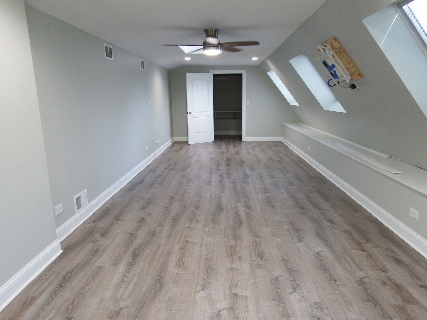 1109 W Weathersfield Way Property Photo 47