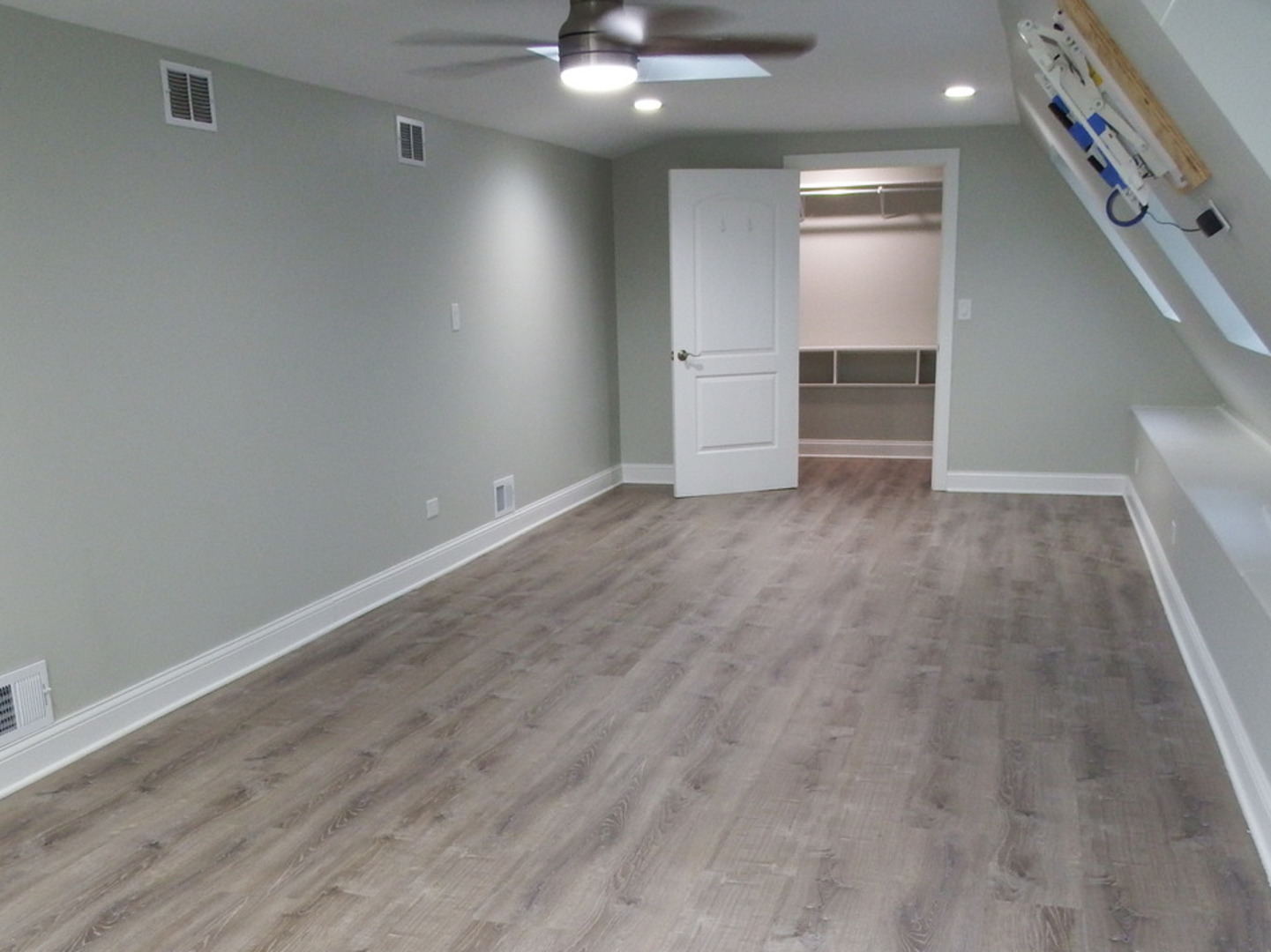 1109 W Weathersfield Way Property Photo 48