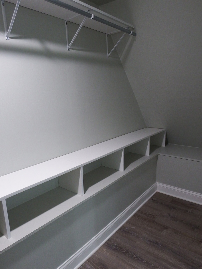 1109 W Weathersfield Way Property Photo 54