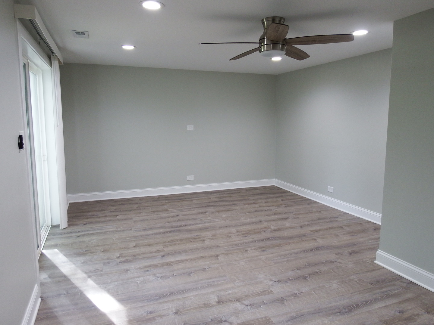 1109 W Weathersfield Way Property Photo 57