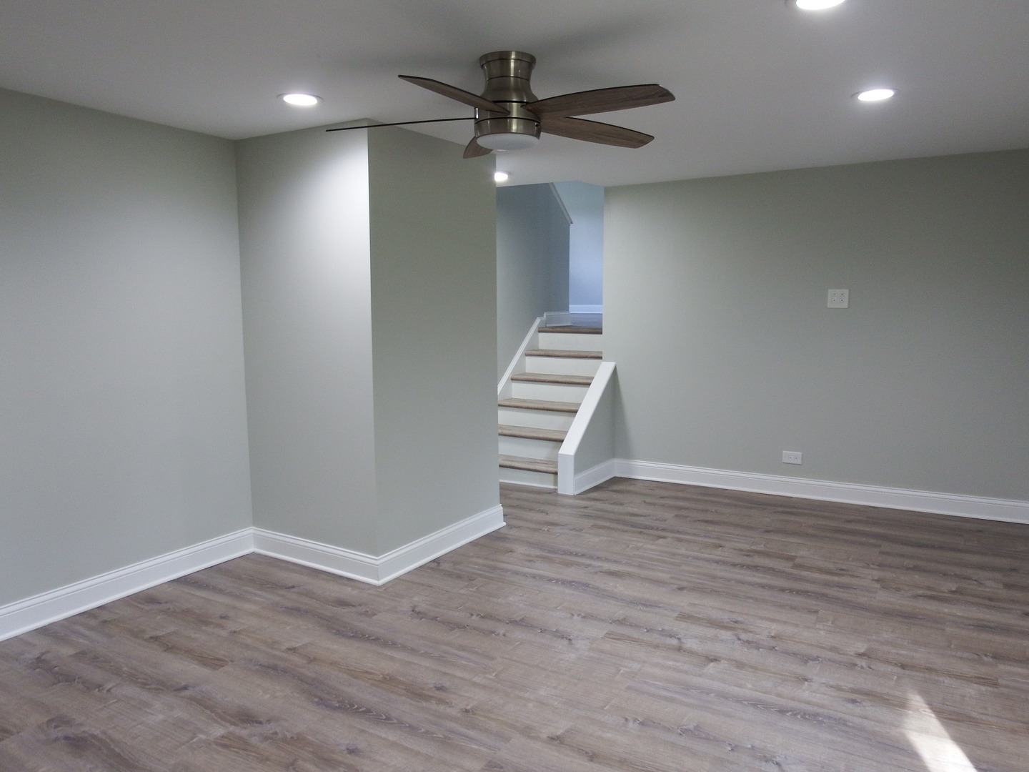 1109 W Weathersfield Way Property Photo 58