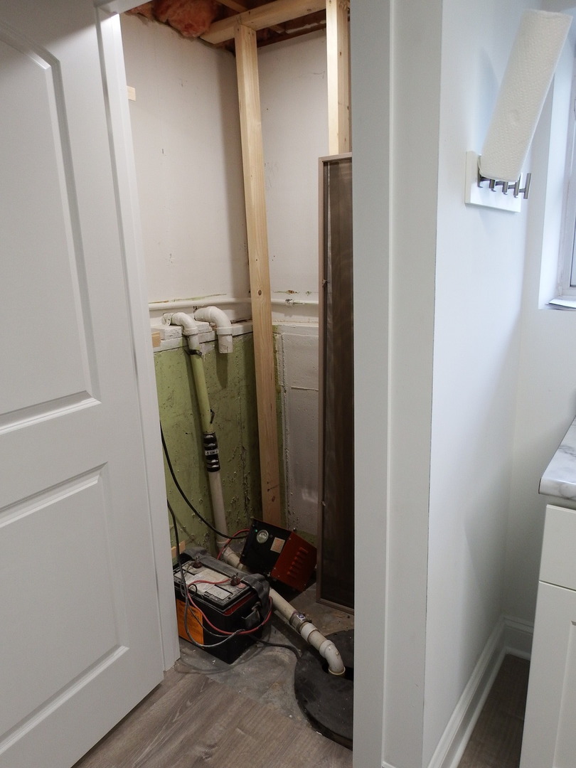 1109 W Weathersfield Way Property Photo 64