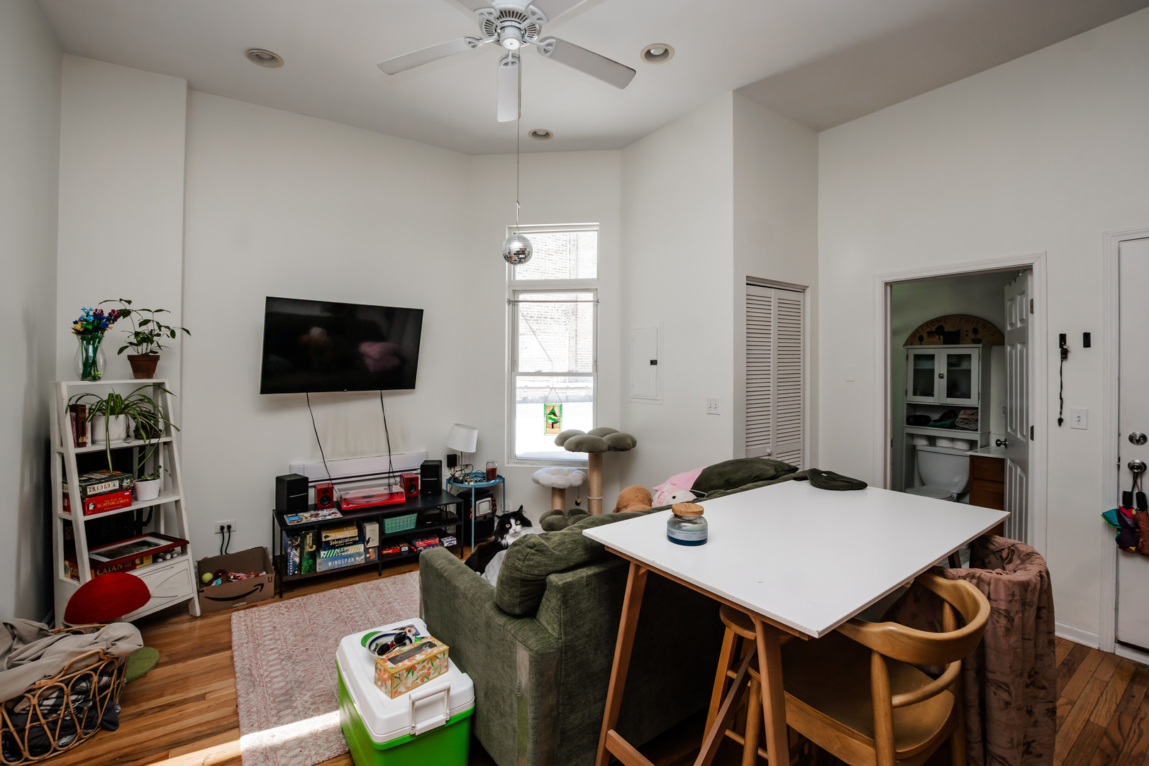 2712 W North Avenue Property Photo 15