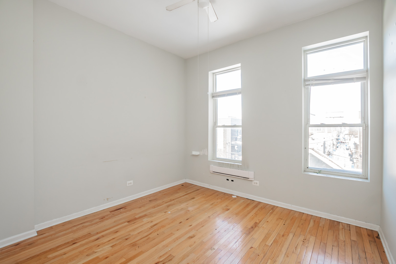 2712 W North Avenue Property Photo 17