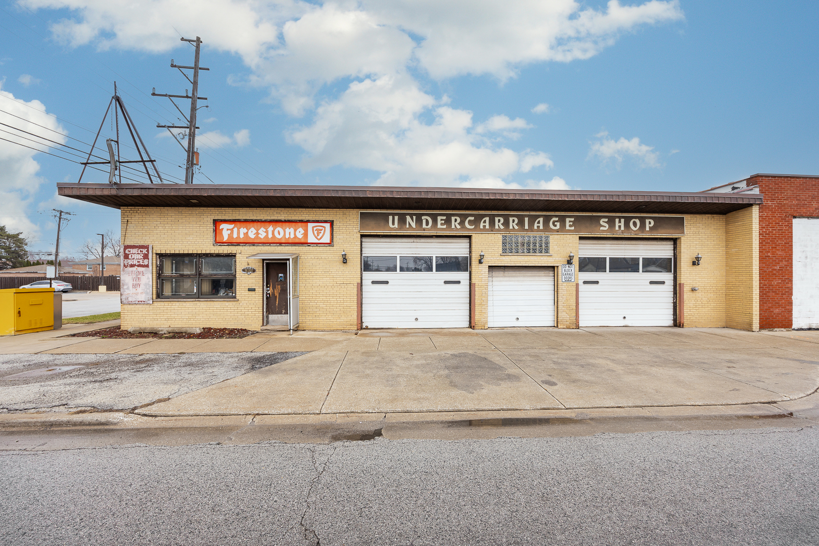 9101 S Kedzie Avenue Property Photo