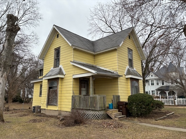 501 Washington Street Property Photo 3