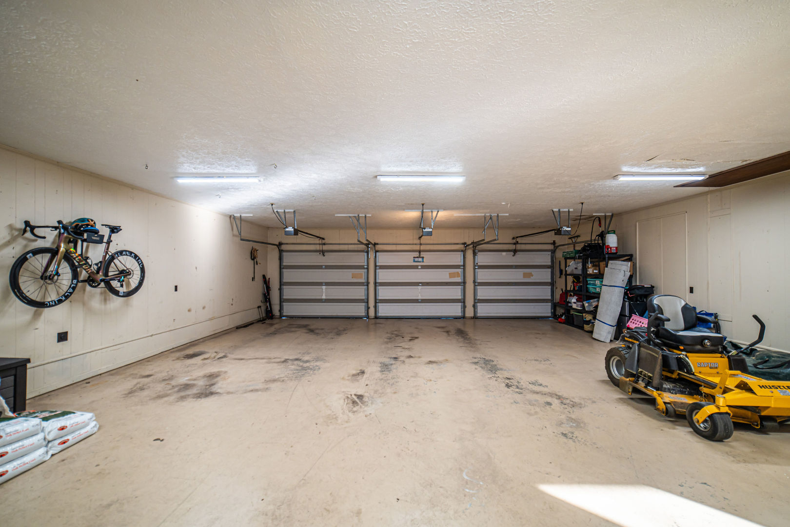 5 Woodhaven Estates Property Photo 63