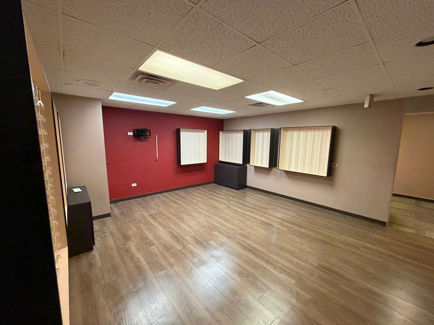111 N Wabash Avenue 1610 Property Photo 9