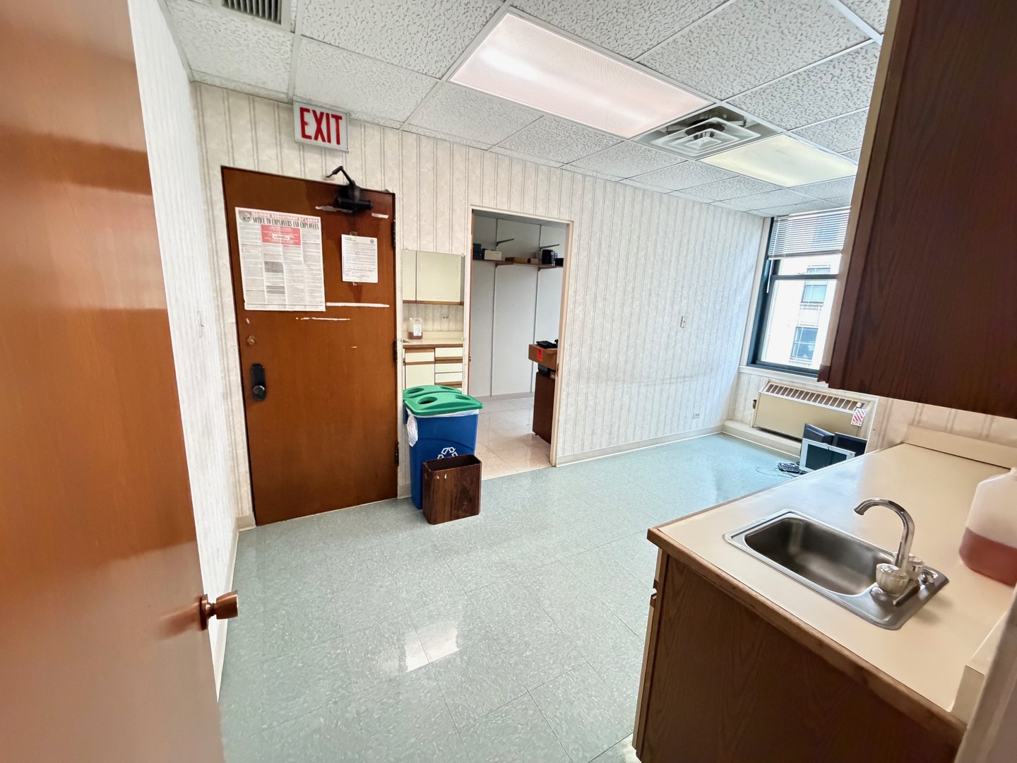 111 N Wabash Avenue 1610 Property Photo 14