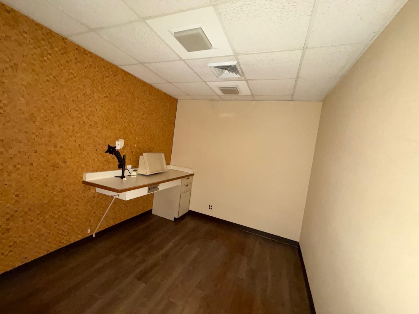 111 N Wabash Avenue 1610 Property Photo 15