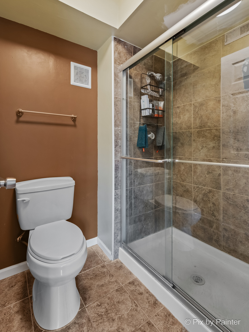 61 W Pier Drive 201 Property Photo 18
