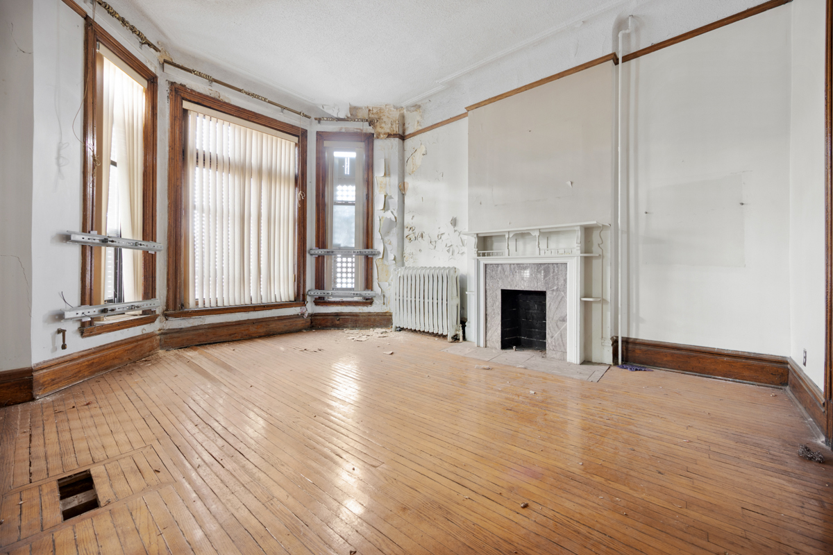3143 S Giles Avenue Property Photo 6