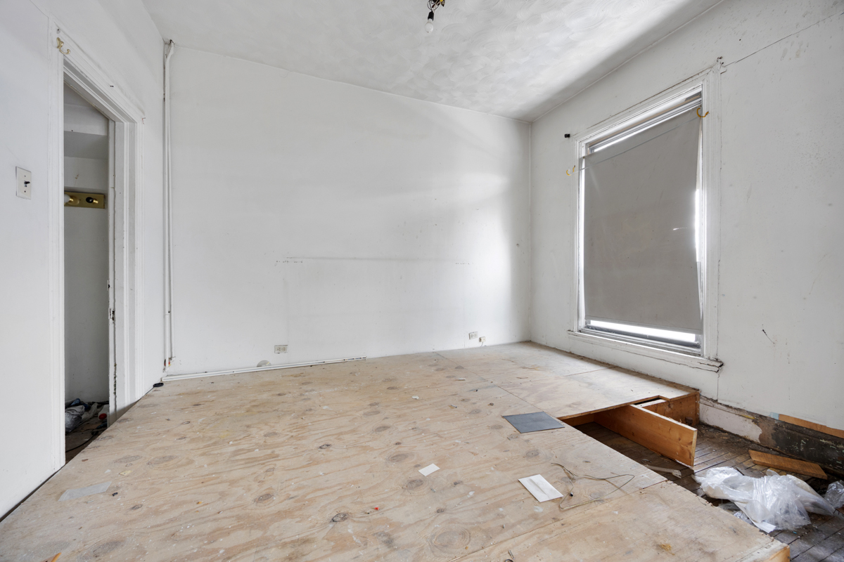 3143 S Giles Avenue Property Photo 15
