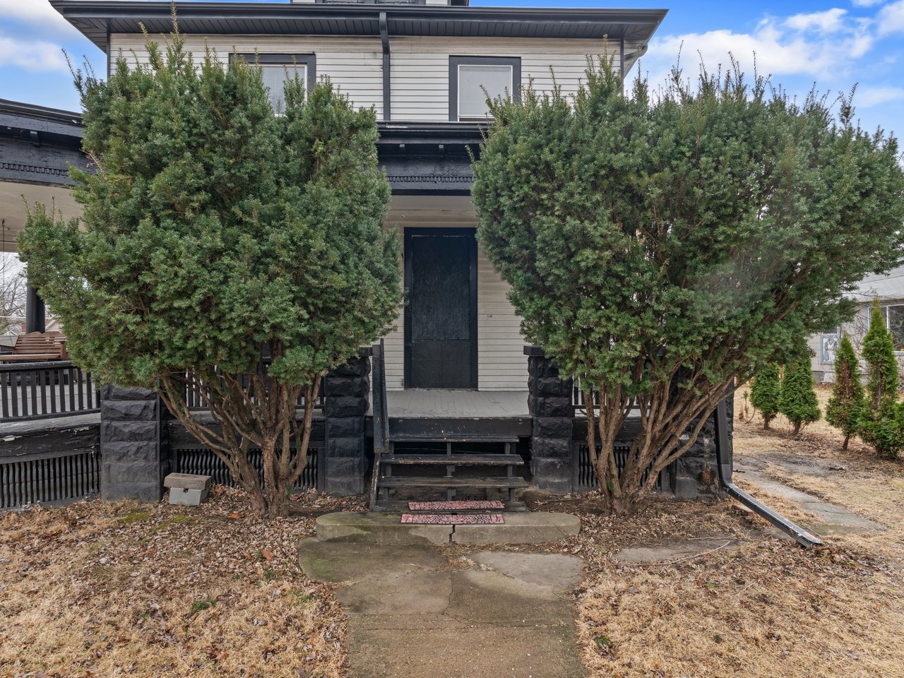 1546 12th Avenue Property Photo 2