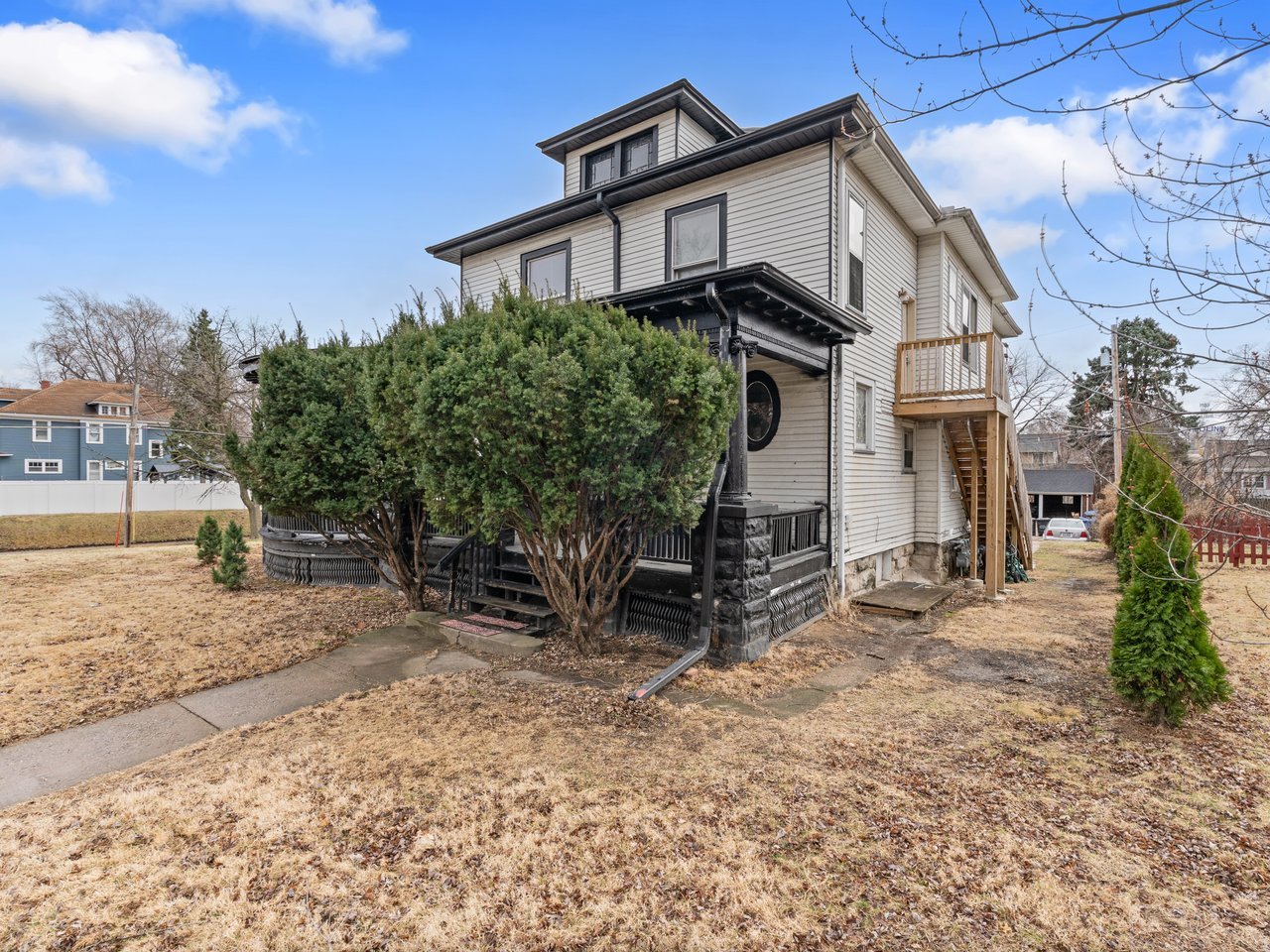 1546 12th Avenue Property Photo 4