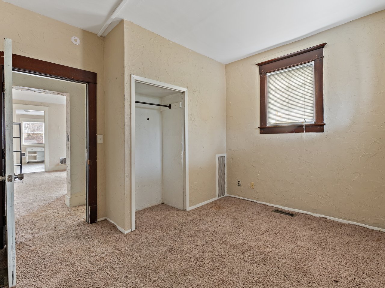 1546 12th Avenue Property Photo 8