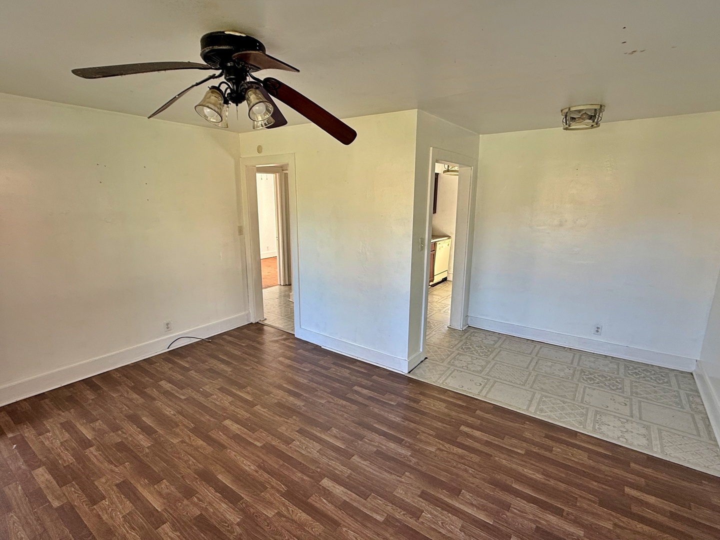 1611 Ferry Street Property Photo 9