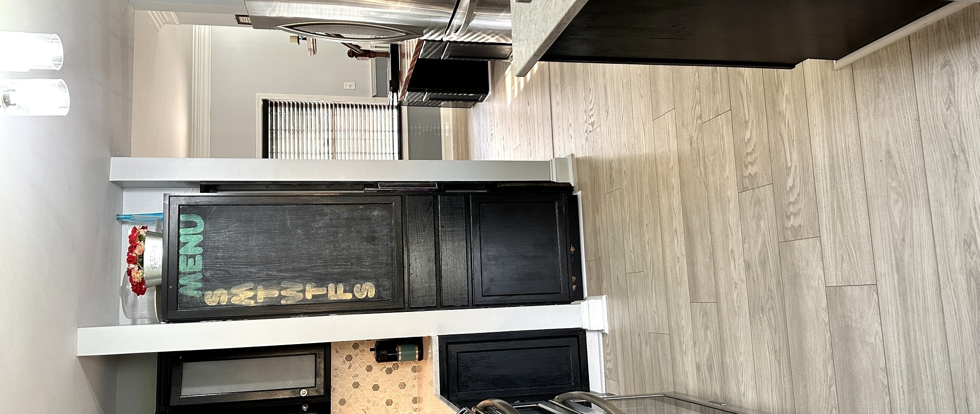 579 Kennedy Street Property Photo 4