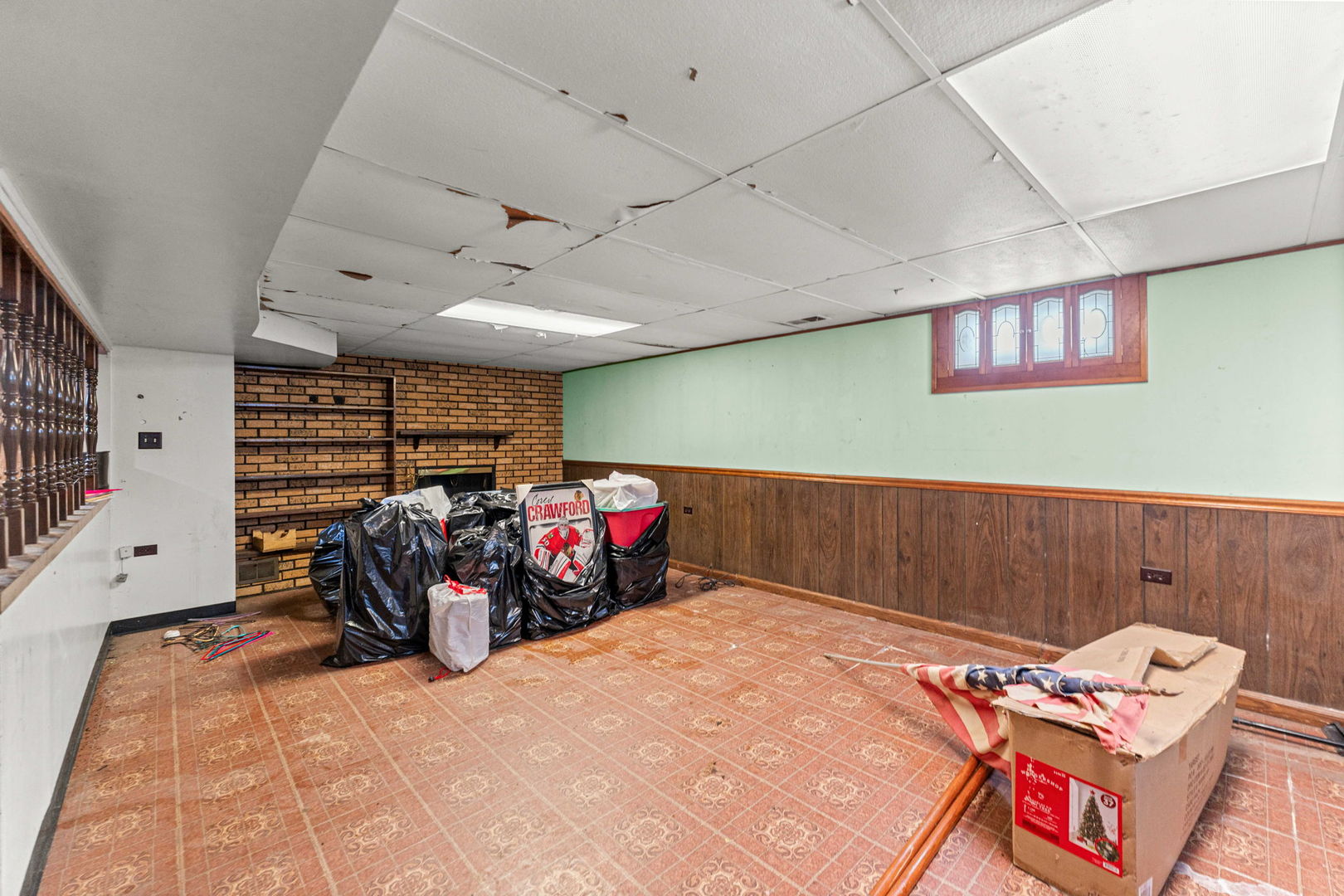 17831 Community Street Property Photo 14