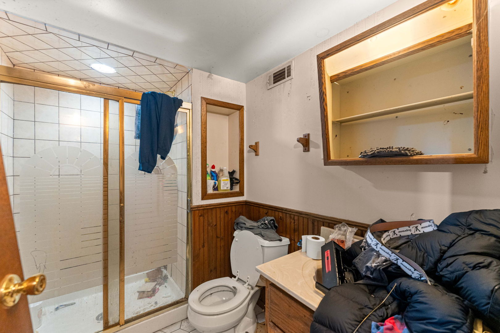 17831 Community Street Property Photo 18