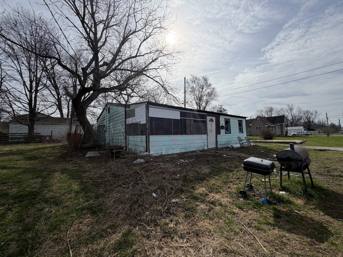 538 N Austin Street Property Photo 3