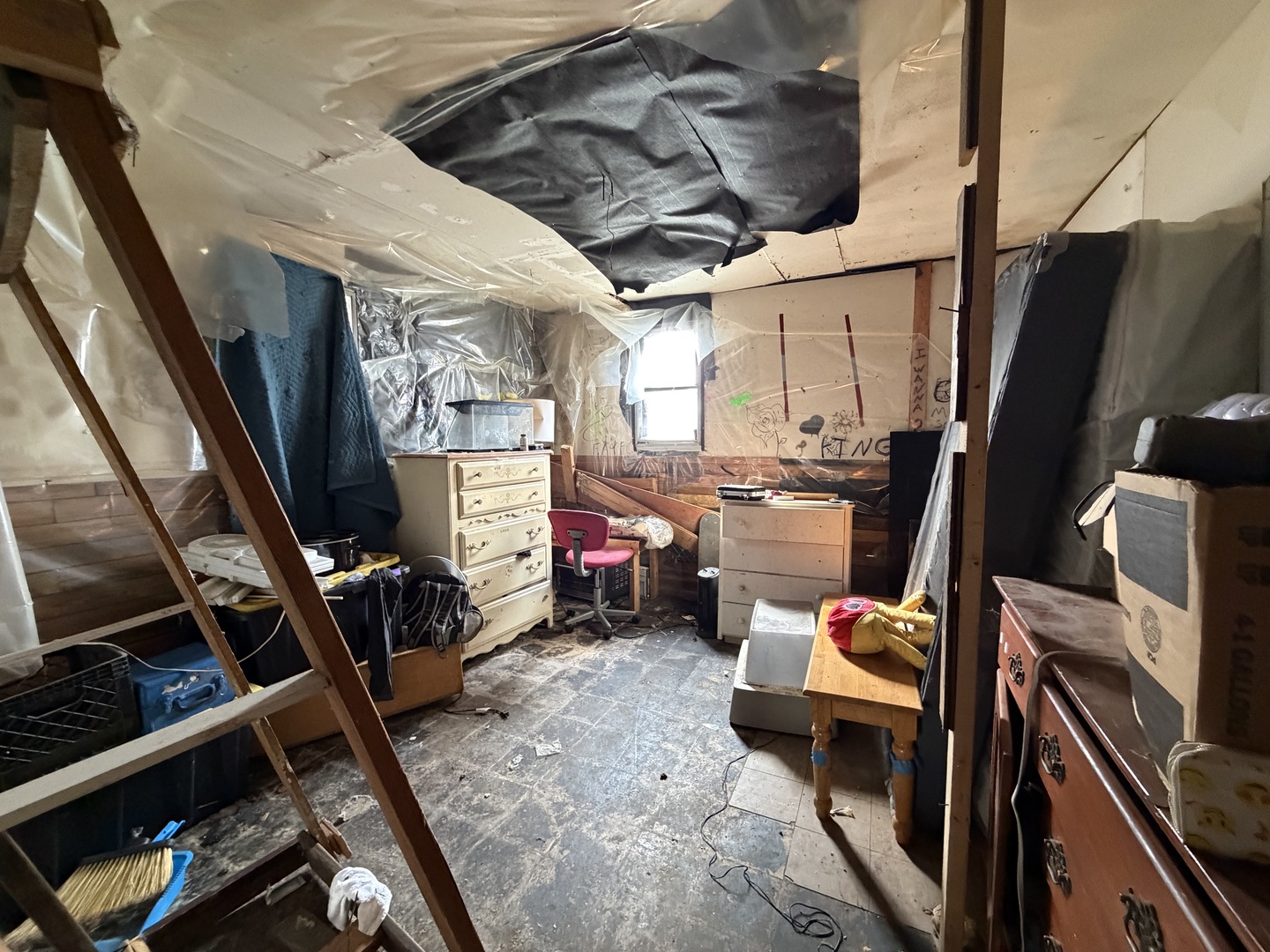 538 N Austin Street Property Photo 4